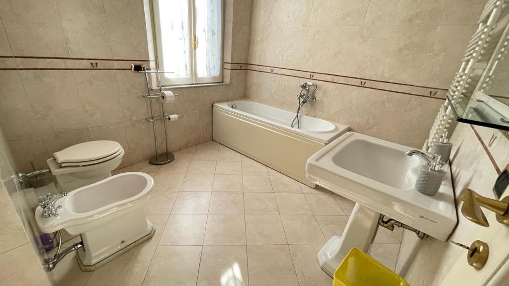 Villa Peonia Parma Rom bilde